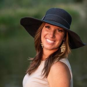 Meet your Posher, Melissa